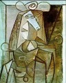 座る女性 1938年 パブロ・ピカソ